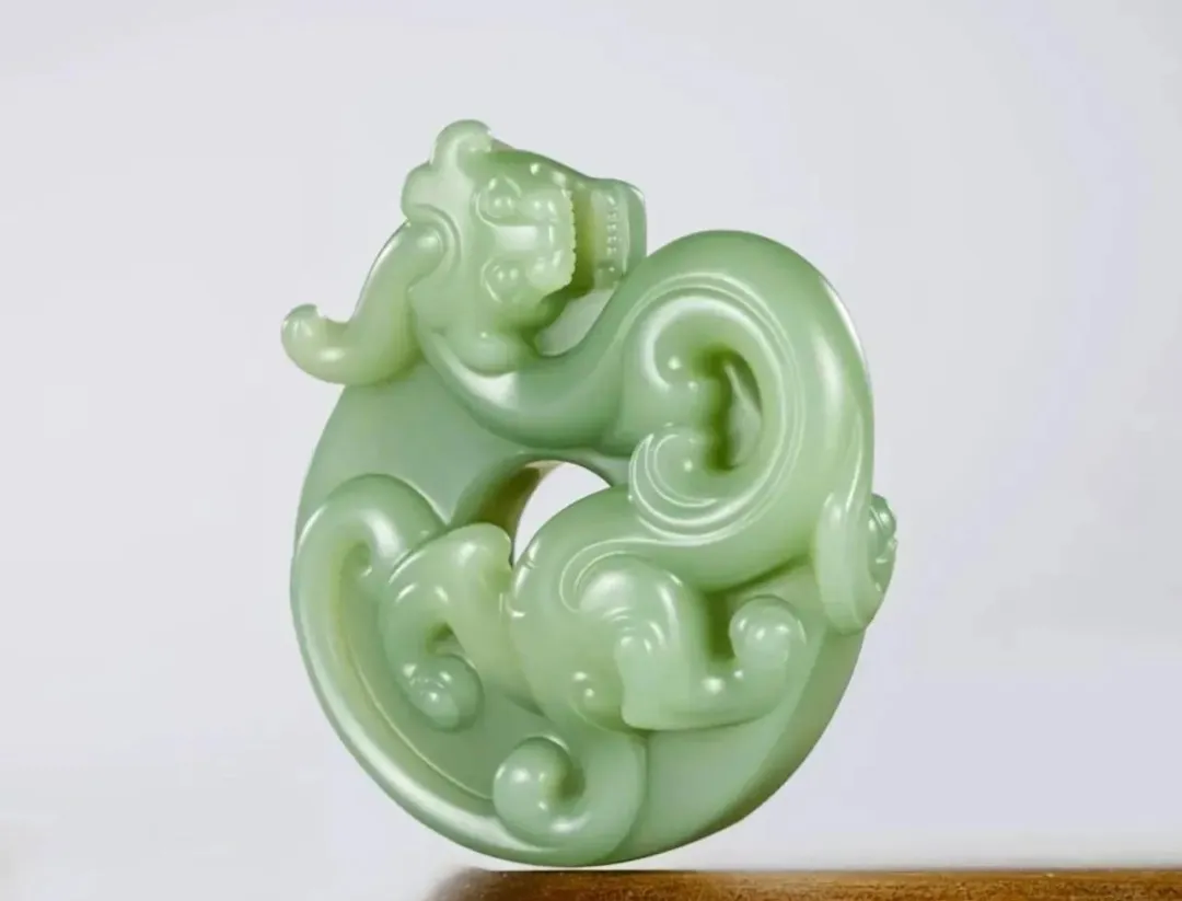 玉不同色不同！如何用玉色识别碧玉？